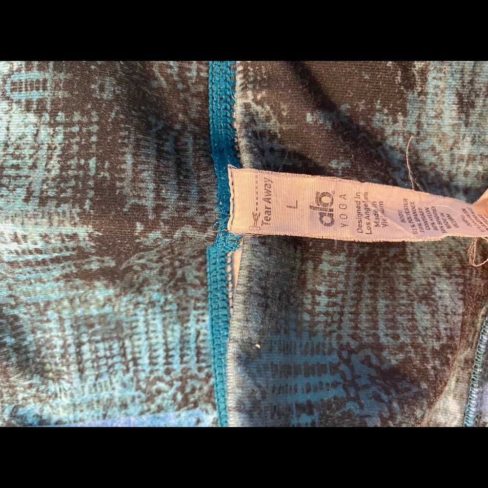 ALO YOGA LEGGINGS Size LARGE - Picture 6 of 7